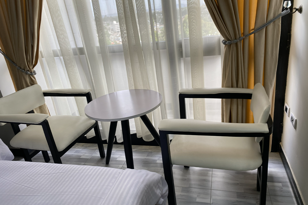 Fekadu Awji Guest House – Gofa Branch_402_table